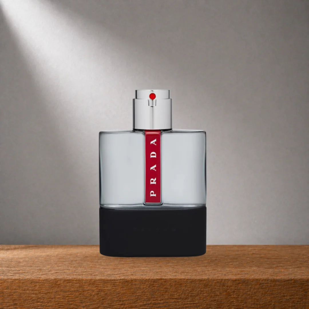 Inspirado en Luna Rossa Carbon